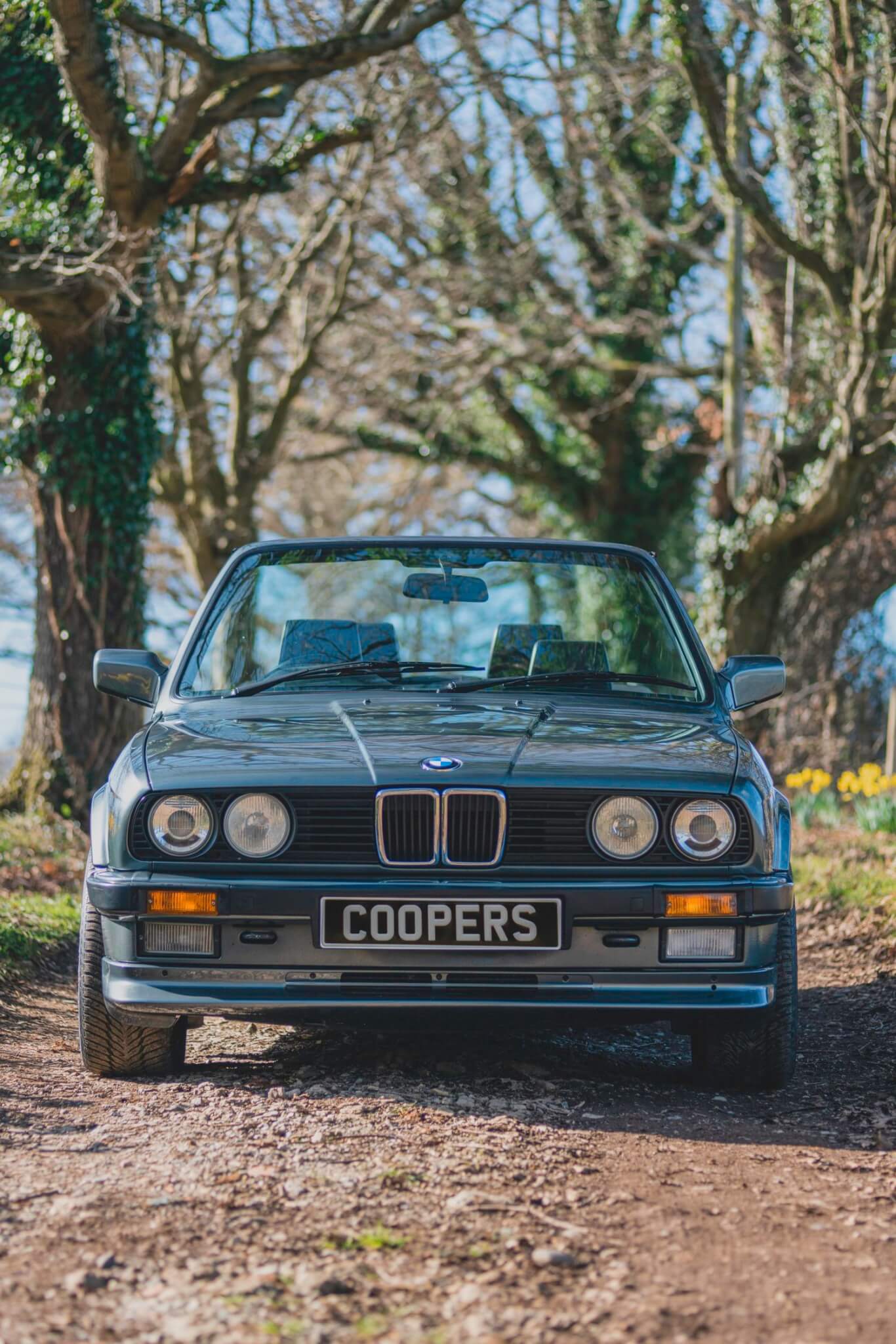 BMW 325i Convertible E30 front view